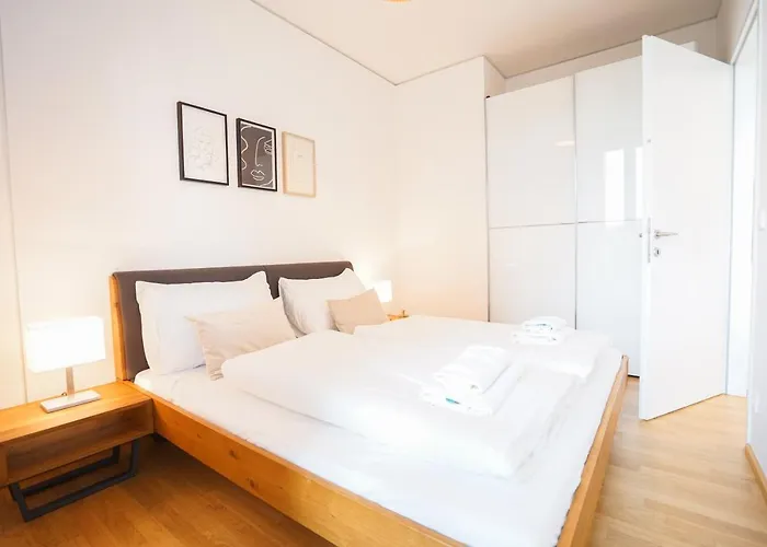Appartement In High-rise On The Danube